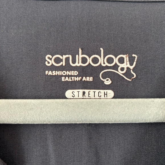 Scrubology Scrub Top - Picture 3 of 3
